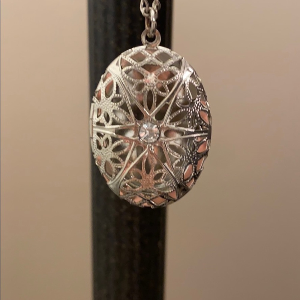Silver Locket - Picture 2 of 6